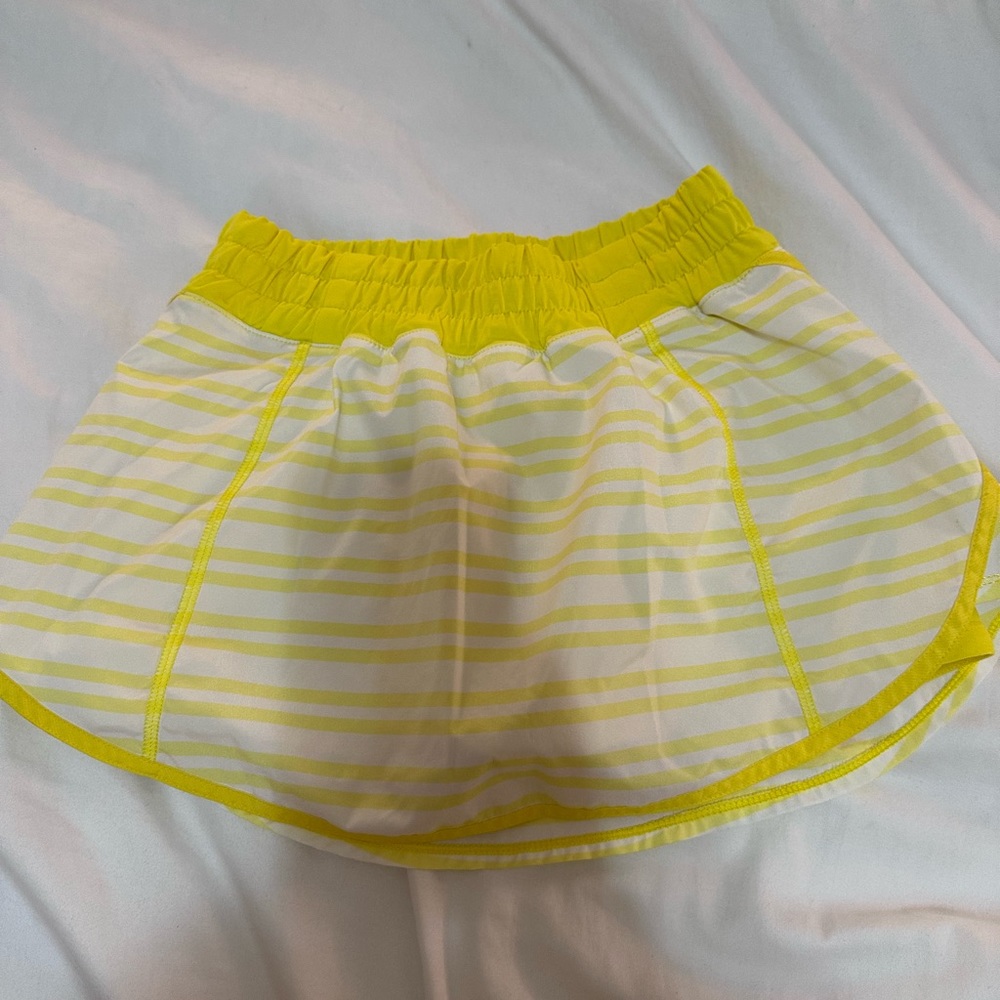 Size 4 Old Yellow Striped Lulu Skort